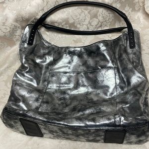 Sondra Roberts Squared Large Slouch Purse Black/Silver pattern GUC.
